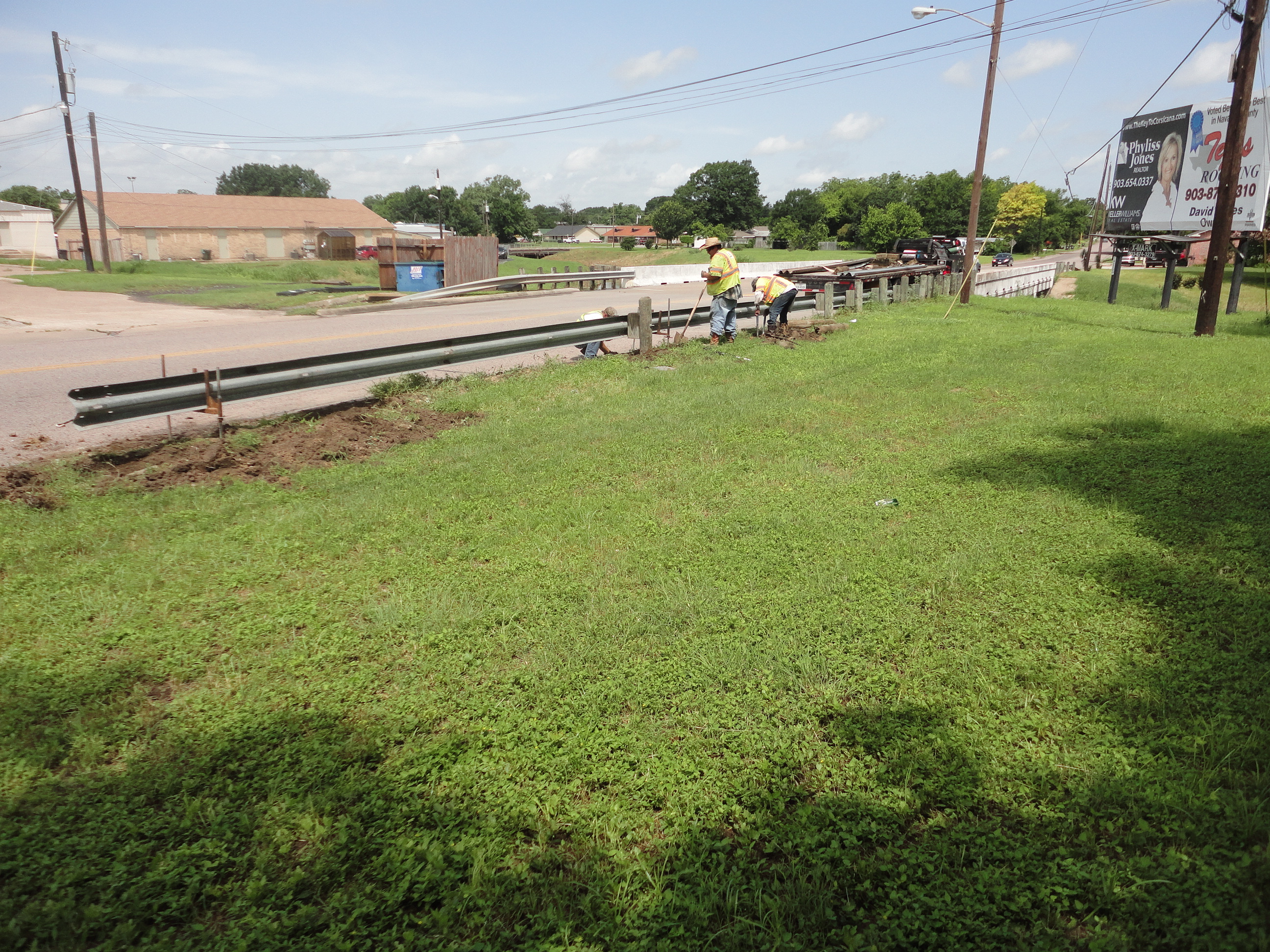 N Beaton St at Post Oak Creek